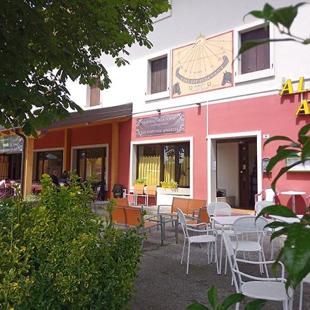 Albergo Alla Posta Anduins Exterior photo
